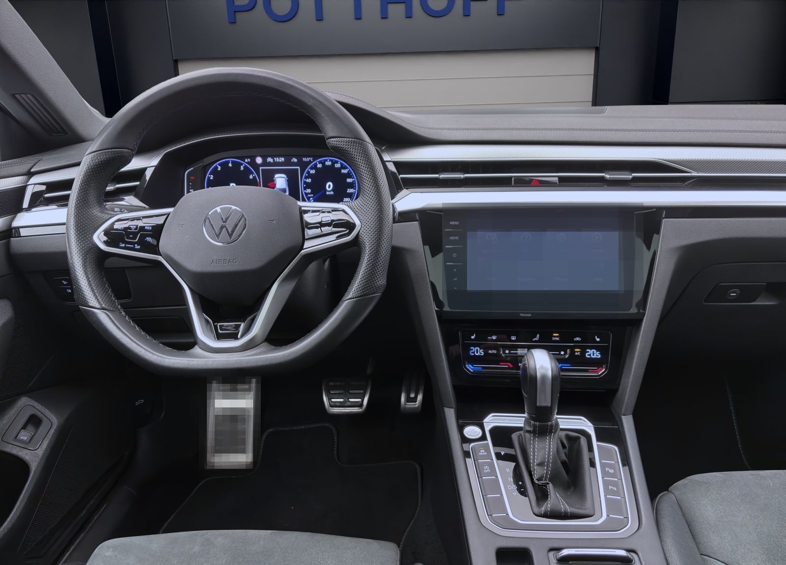 Volkswagen Arteon 2.0 TSI DSG R-LINE PANO NAVI KAMERA IQ.LI foto 13