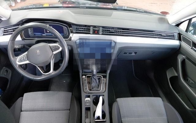 Volkswagen Passat Variant 2.0 TDI DSG BUSINESS STDHZG PANO foto 3
