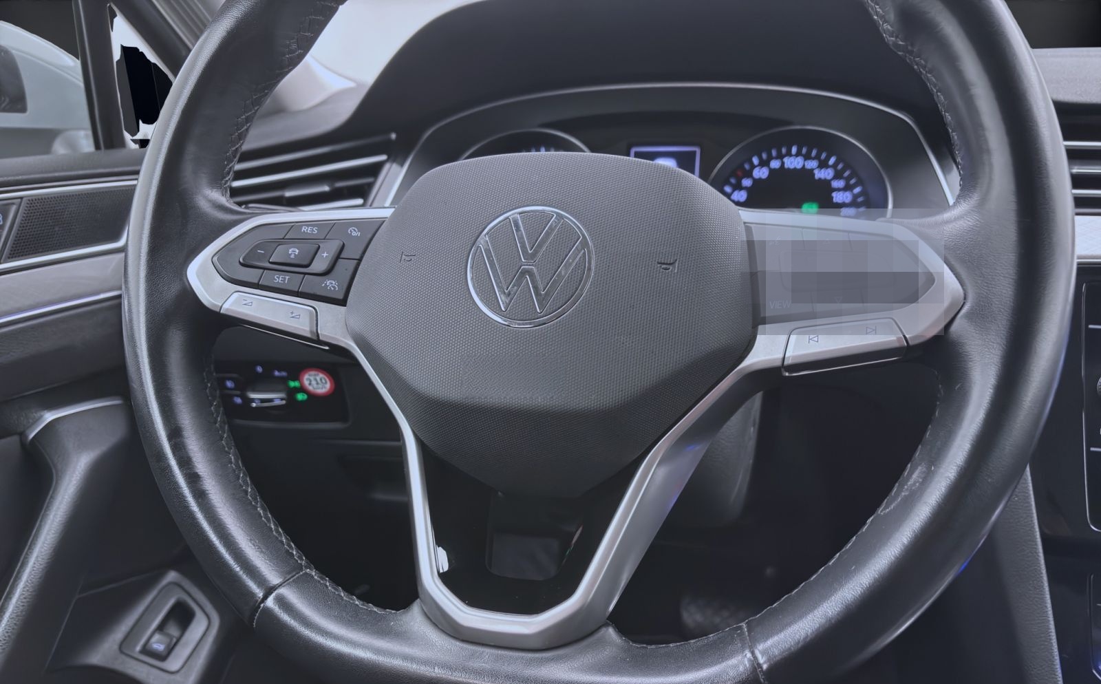 Volkswagen Passat Variant 2.0 TDI DSG BUSINESS NAVI KAMERA foto 12