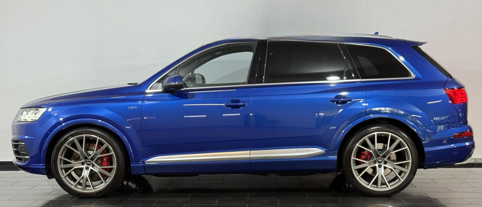 Audi SQ7 4.0 TDI quat.*7-Sitzer*Matrix*Pano*BOSE*AHK* foto 8