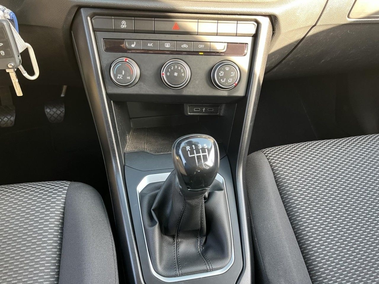 Volkswagen T-Roc 1,0 TSI (LED+Klima+Sitzhzg.) Klima foto 19