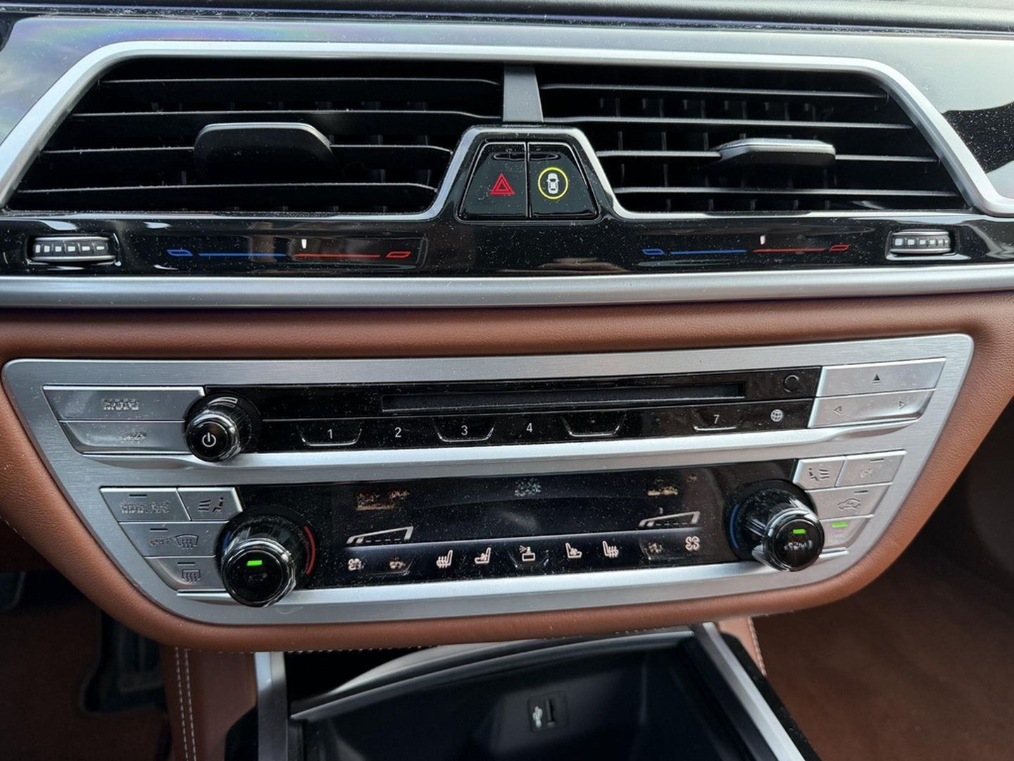 BMW 750 7-serie 750i xDrive High Executive M-Sport | foto 21