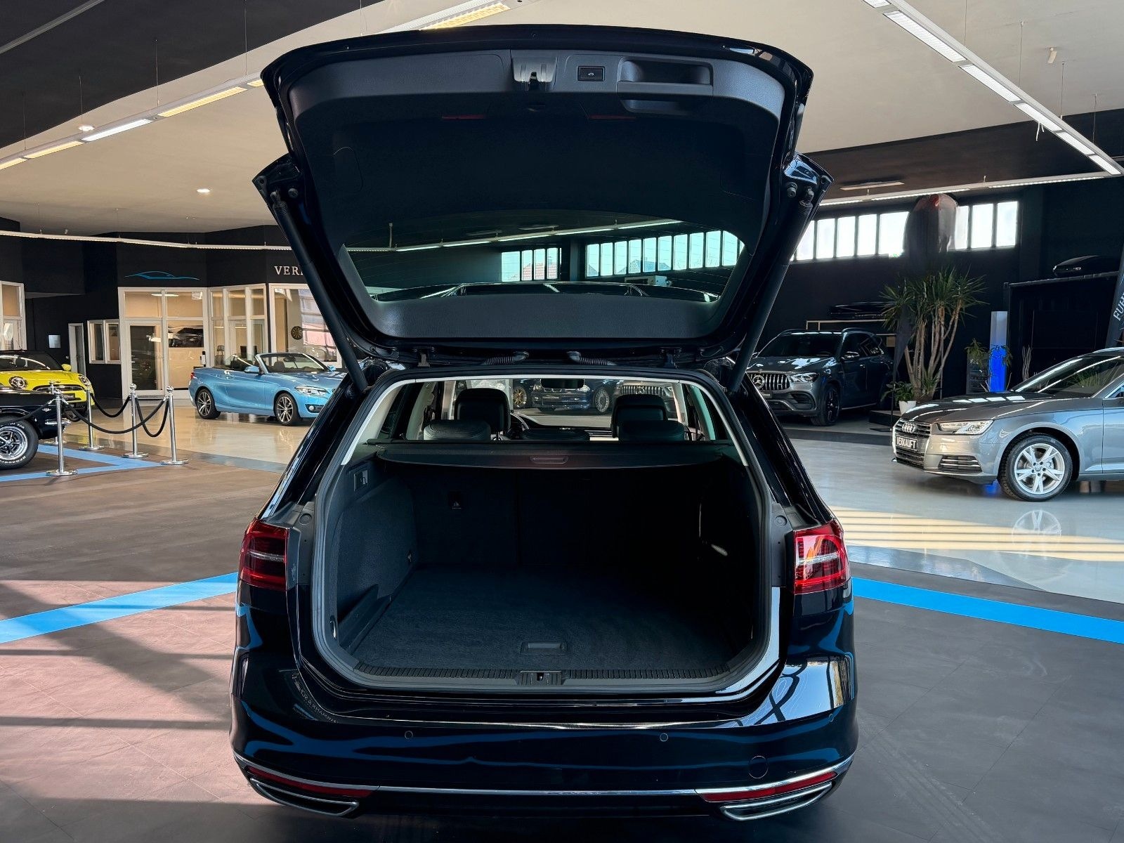 Volkswagen Passat2.0TDI DSG Highl.R-Line+AHK+Navi+Rückfahrk foto 10