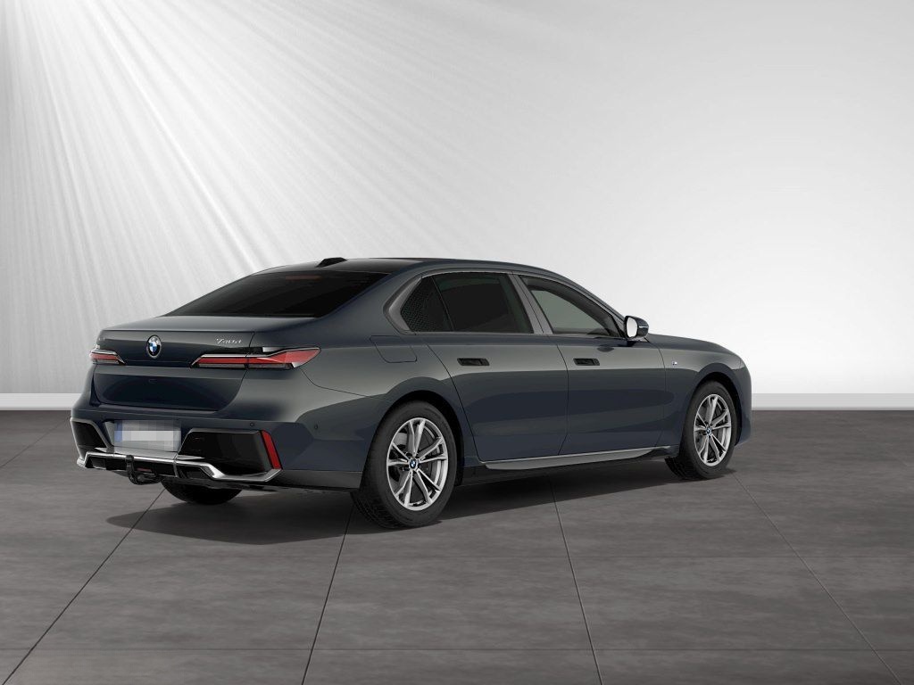 BMW 740d xDrive M Sport|AHK|SkyLounge|Autobahnass. foto 2