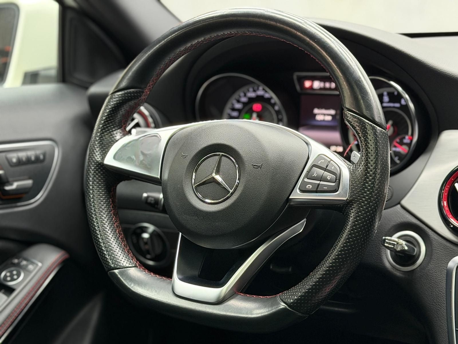 Mercedes-Benz GLA 45 AMG 4Matic |PANO|KAM|BI-XEN|MEM|WHITE|LM foto 21