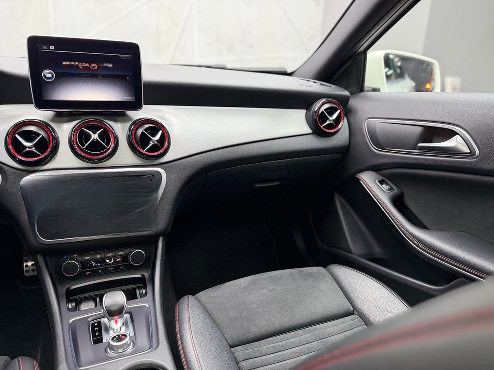 Mercedes-Benz GLA 45 AMG 4Matic |PANO|KAM|BI-XEN|MEM|WHITE|LM foto 23