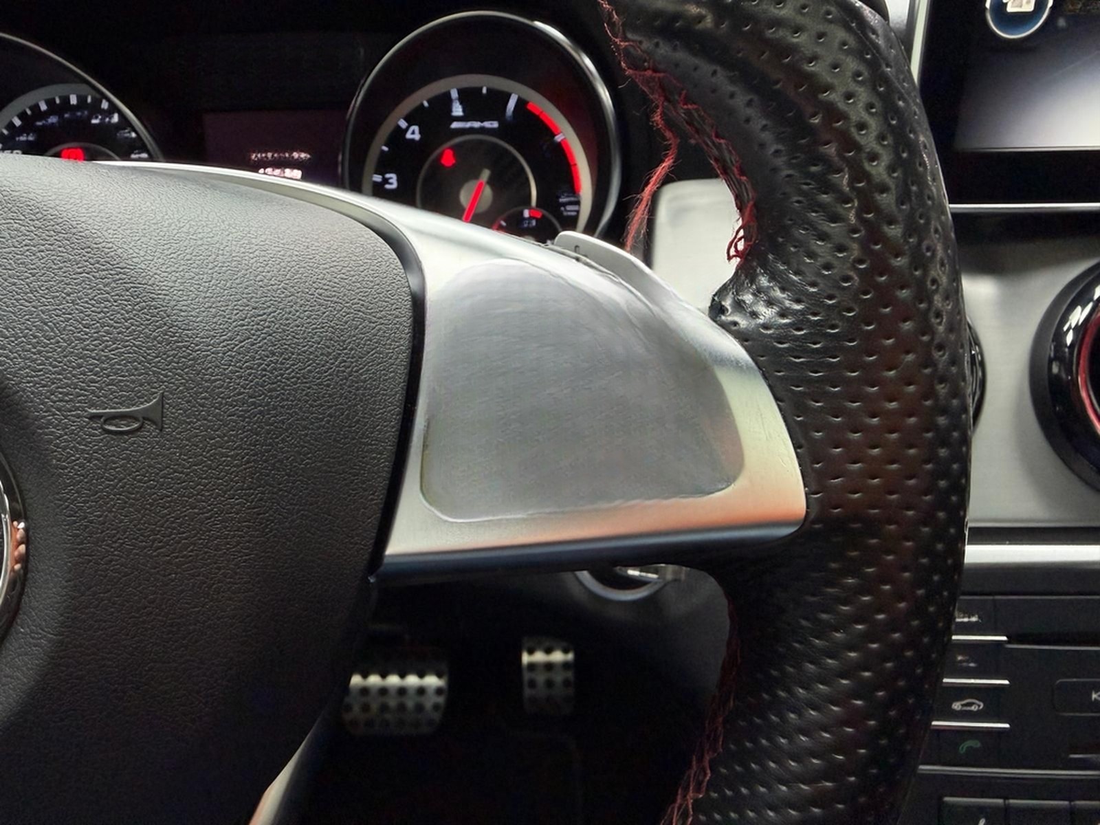 Mercedes-Benz GLA 45 AMG 4Matic |PANO|KAM|BI-XEN|MEM|WHITE|LM foto 29