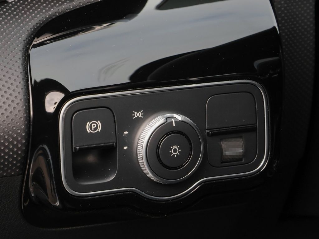 Mercedes-Benz A 220 d AMG-Sport/Pano/HUD/StdHzg/Burm/MLB/360° foto 17
