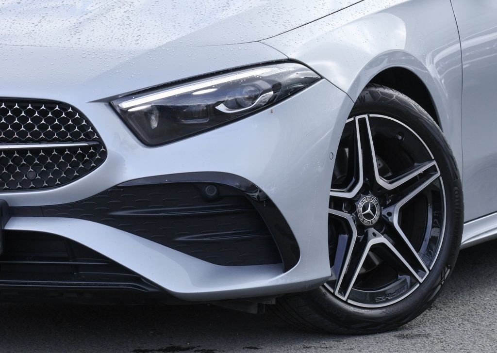 Mercedes-Benz A 220 d AMG-Sport/Pano/HUD/StdHzg/Burm/MLB/360° foto 6