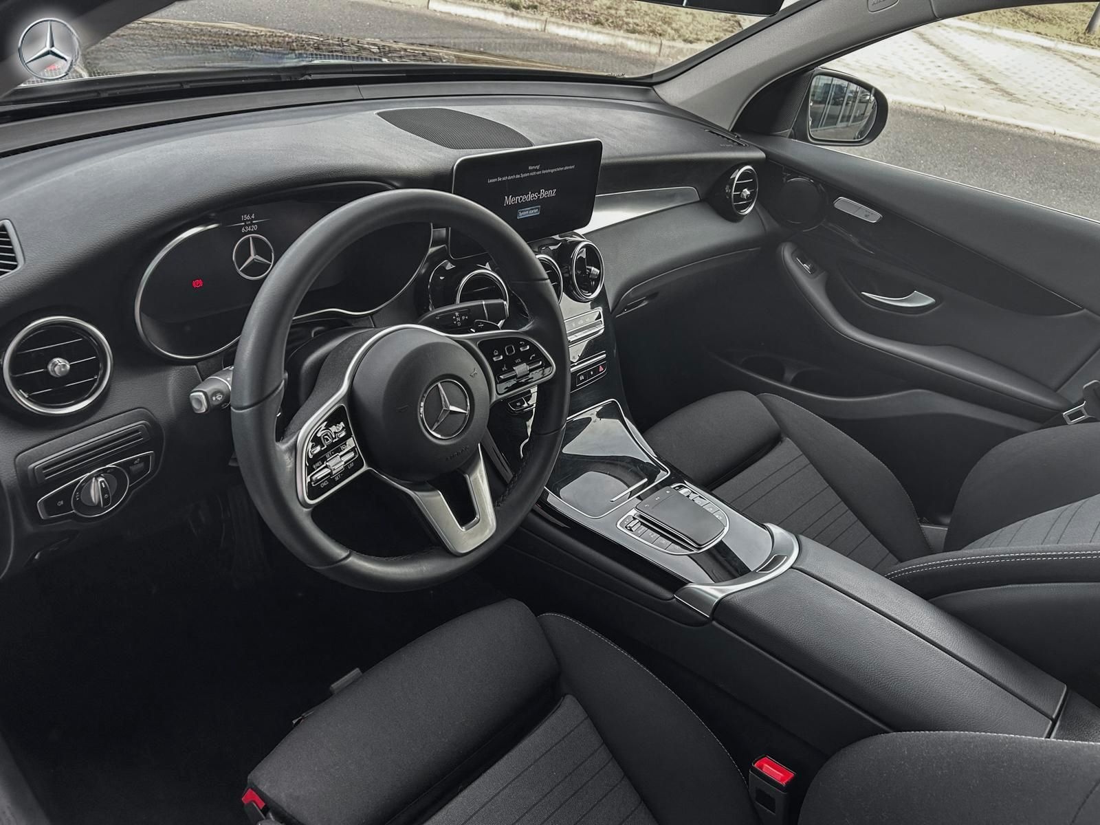 Mercedes-Benz GLC 220 d 4M RüKam +Totwink.+AHK+LED+MBUX+17 foto 6