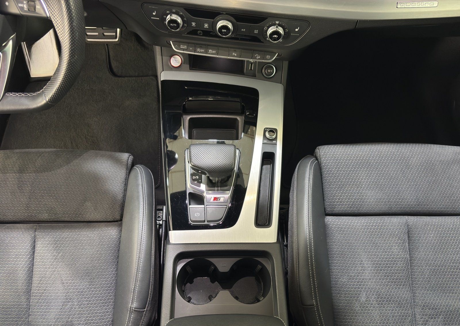 Audi SQ5 3.0 TDI quattro Tiptronic | AHK | PANO | Alc foto 15