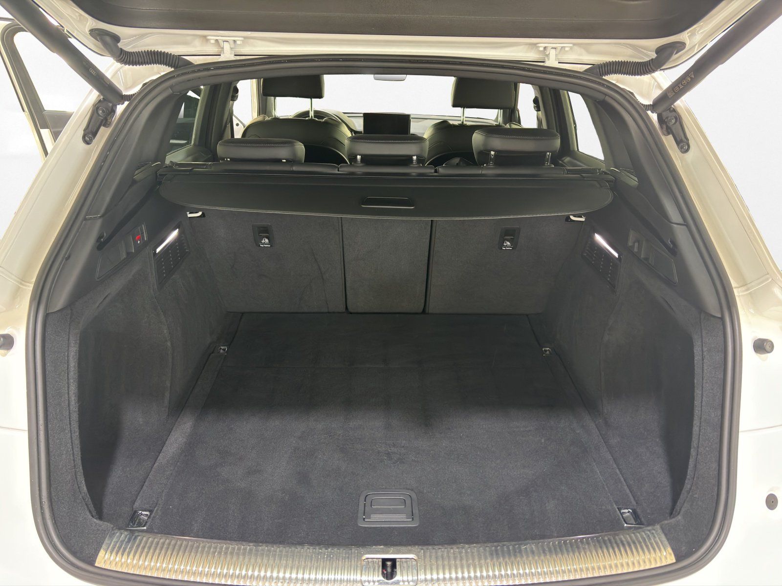 Audi SQ5 3.0 TDI quattro Tiptronic | AHK | PANO | Alc foto 17