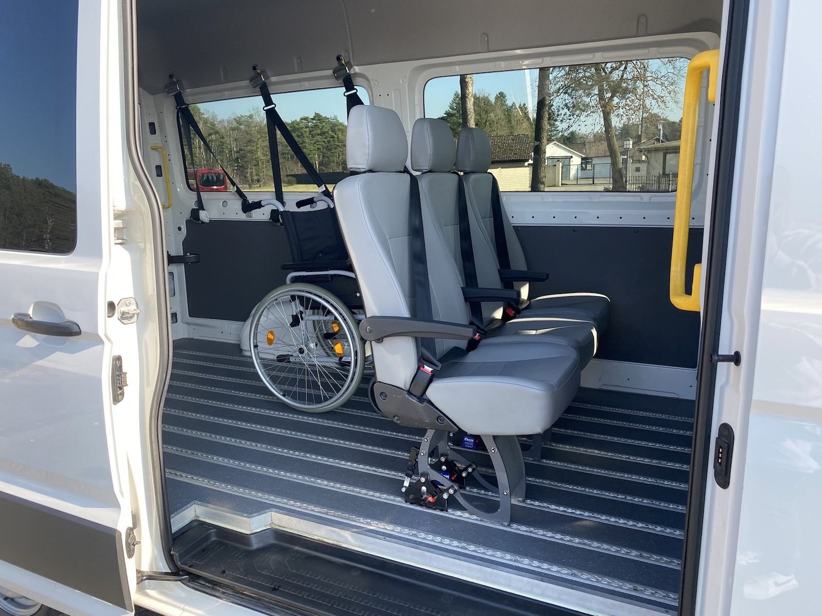 Volkswagen Crafter 35 MR Hochdach, Systemboden, Rollstuhlpl foto 5