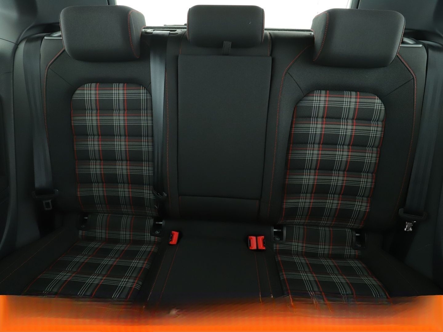 Volkswagen Golf VII 2.0 TSI GTI Performance BM Aut.*NAVI* foto 16