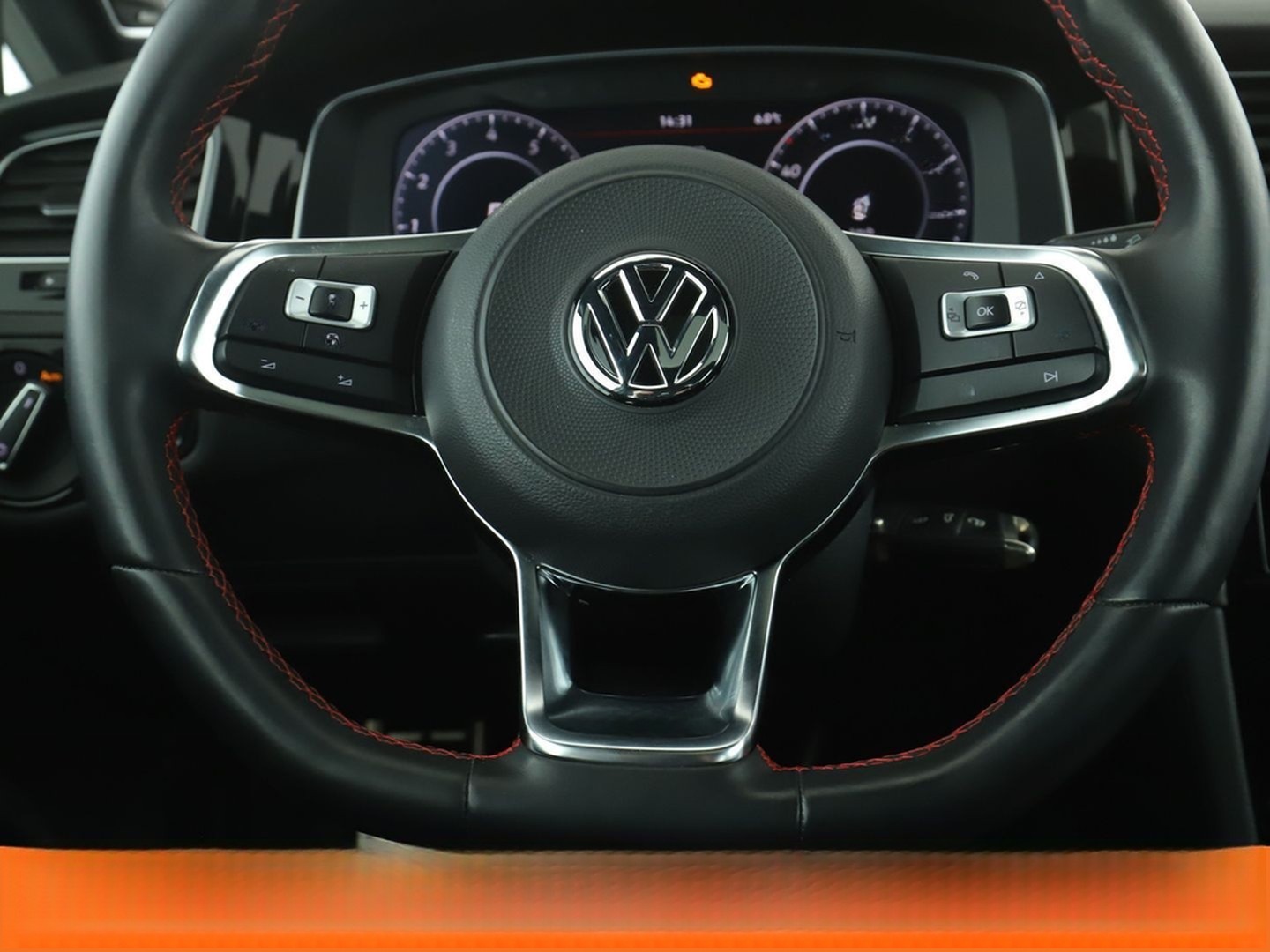 Volkswagen Golf VII 2.0 TSI GTI Performance BM Aut.*NAVI* foto 19
