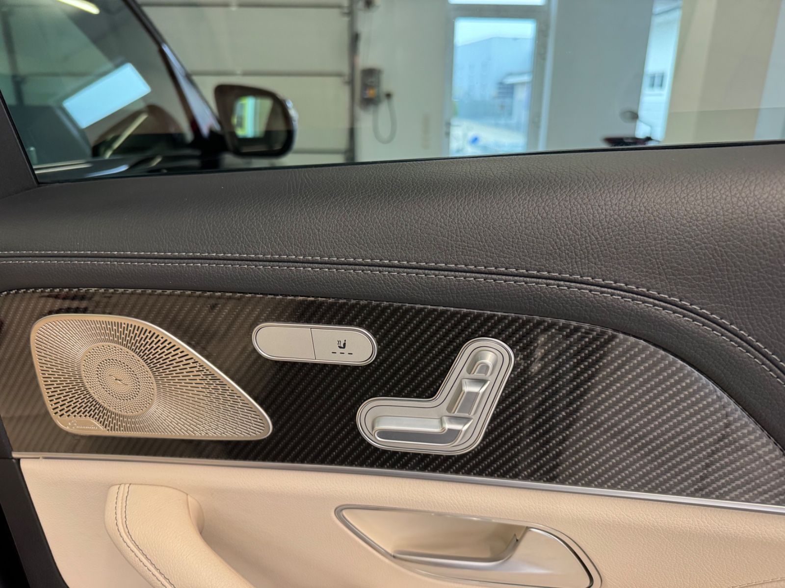 Mercedes-Benz GLS 400D Pano Multibeam AMG AHK 7Sitze foto 11