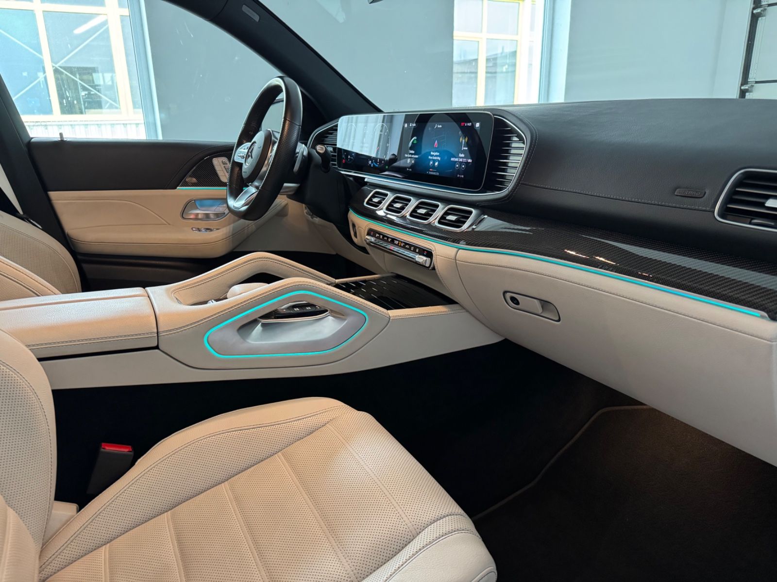 Mercedes-Benz GLS 400D Pano Multibeam AMG AHK 7Sitze foto 8