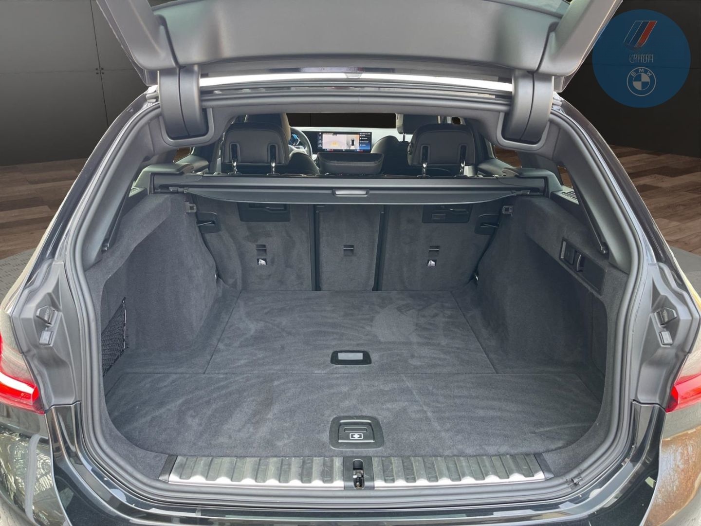 BMW 320 d M-Sport Touring Widscreen Display 360Kamer foto 20