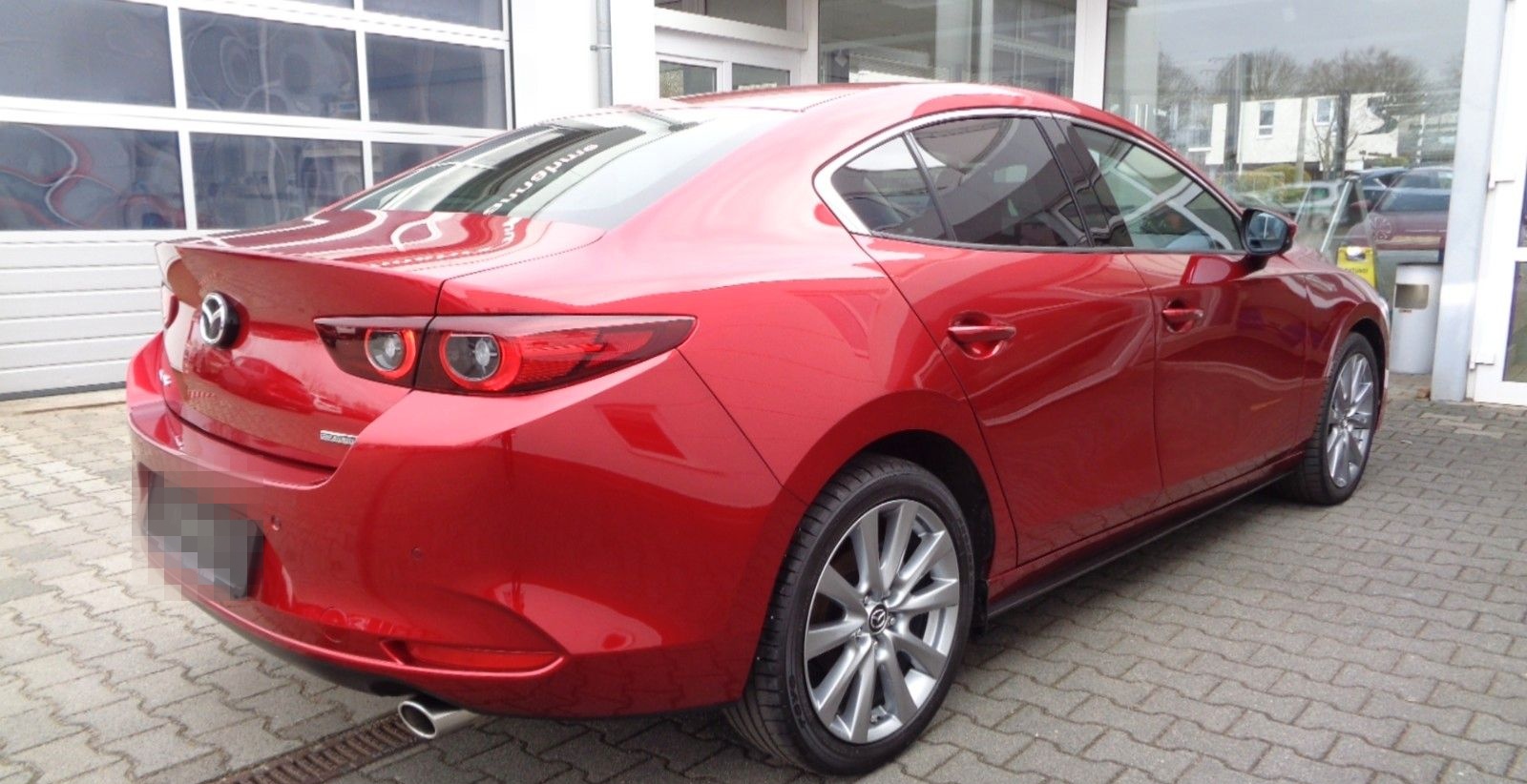 Mazda 3 Fastback Exclusive-Line foto 5