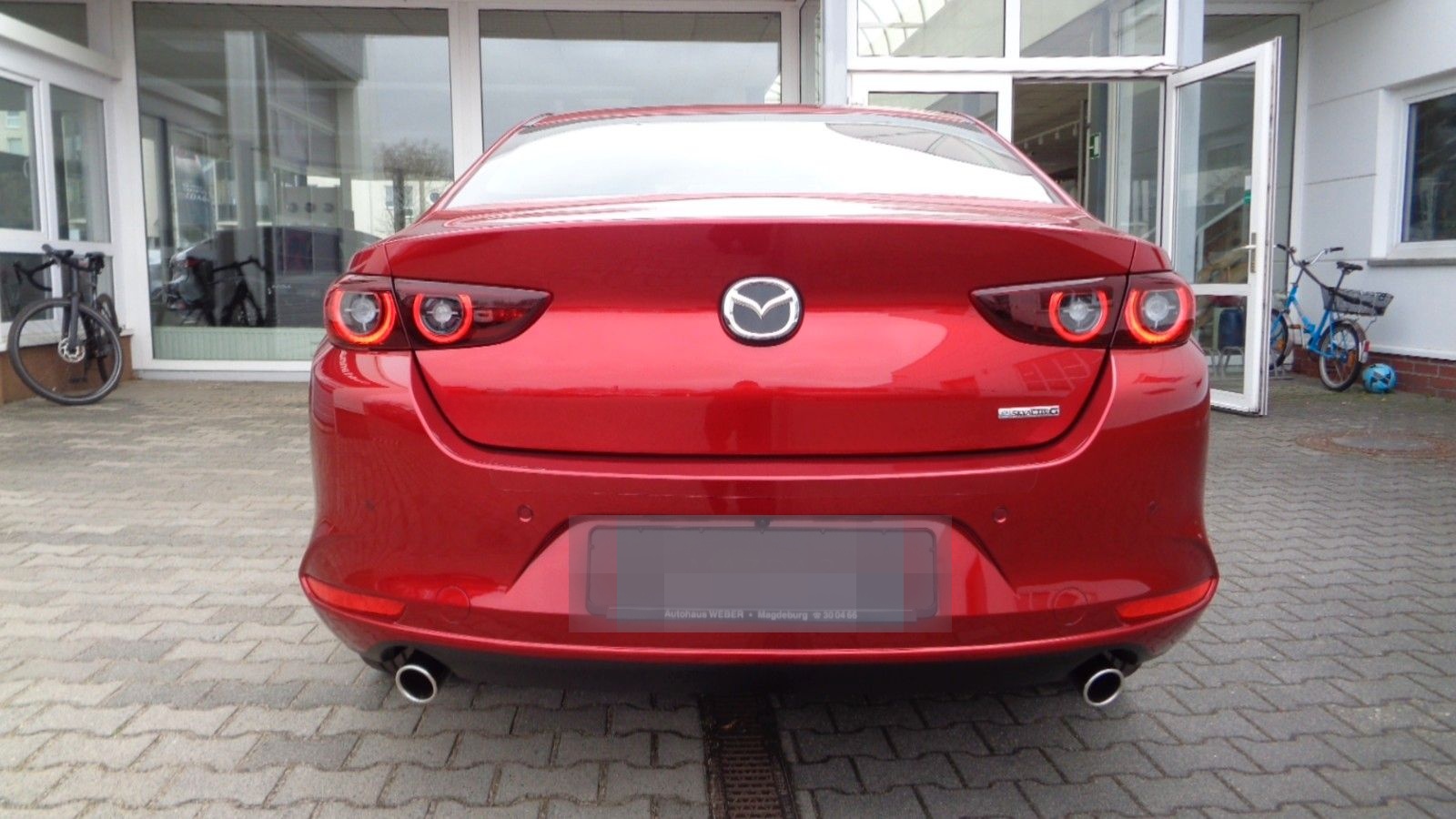 Mazda 3 Fastback Exclusive-Line foto 6