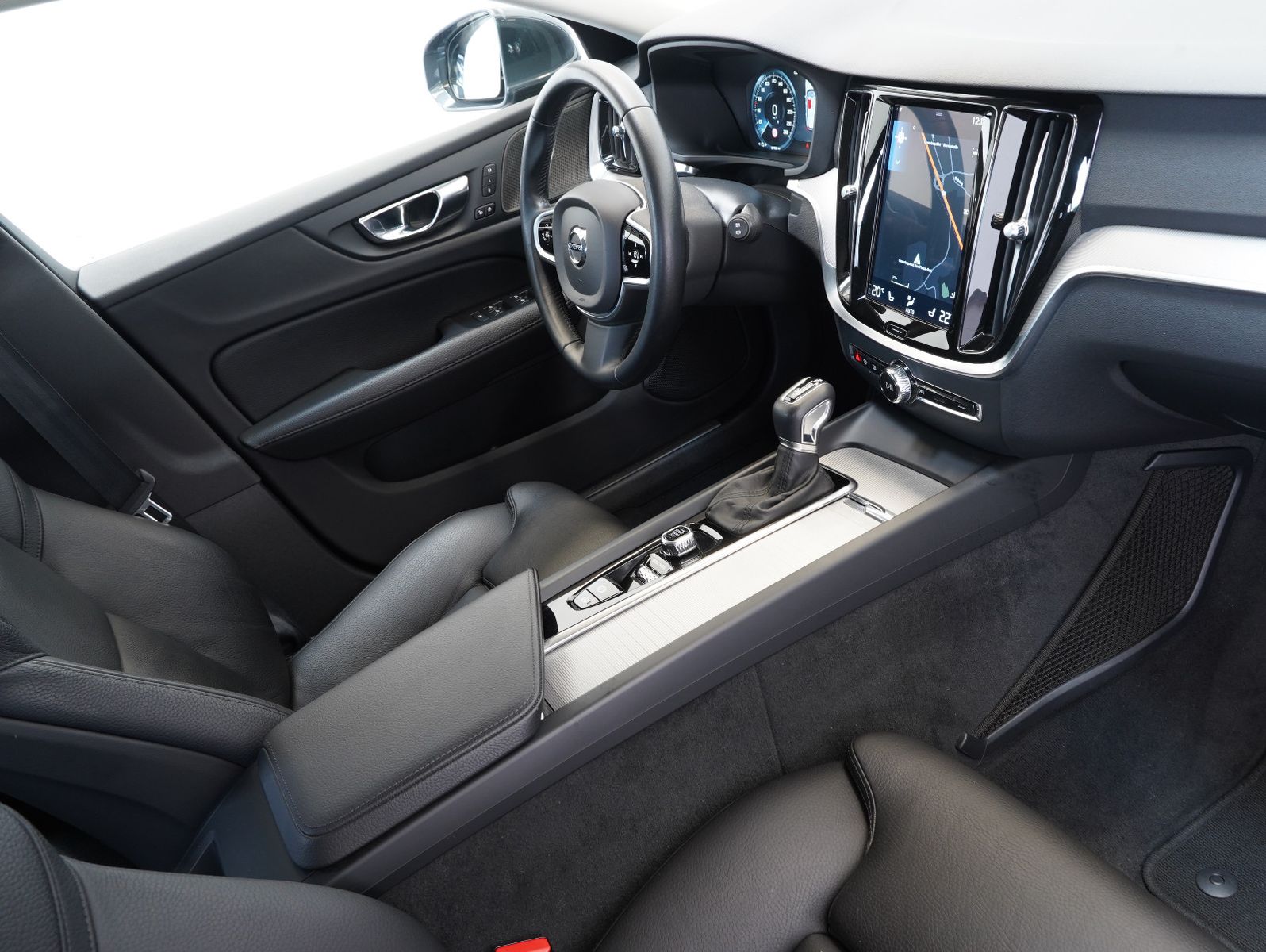 Volvo V60 D4 AWD Inscription DAB/KAMERA/INTELLISAFE foto 13