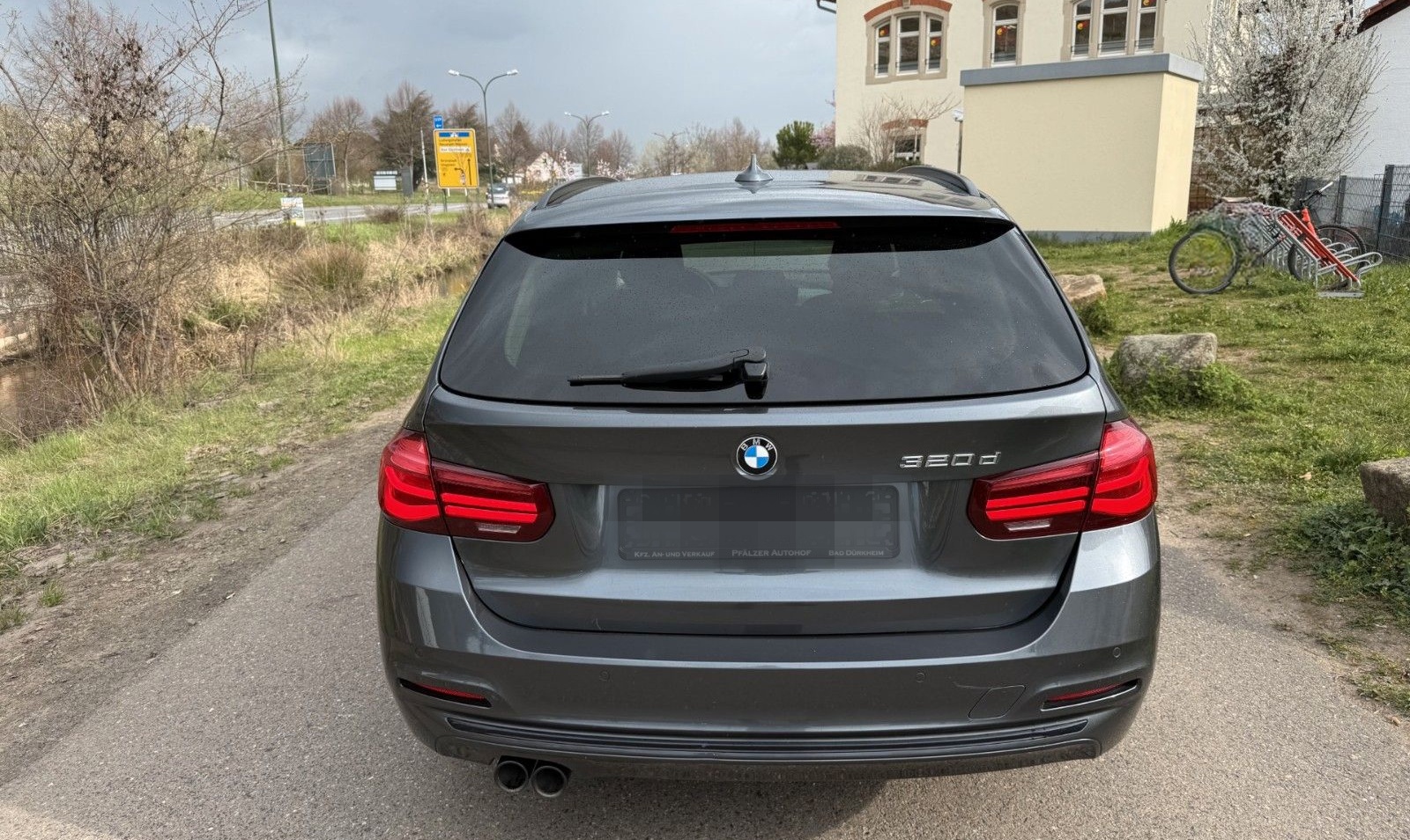 BMW 320 3 Touring 320 d Sport Line Shadow foto 4