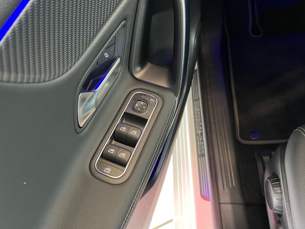 Mercedes-Benz A 180 Night Progressive CarPlay Kamera Winter-P. foto 14
