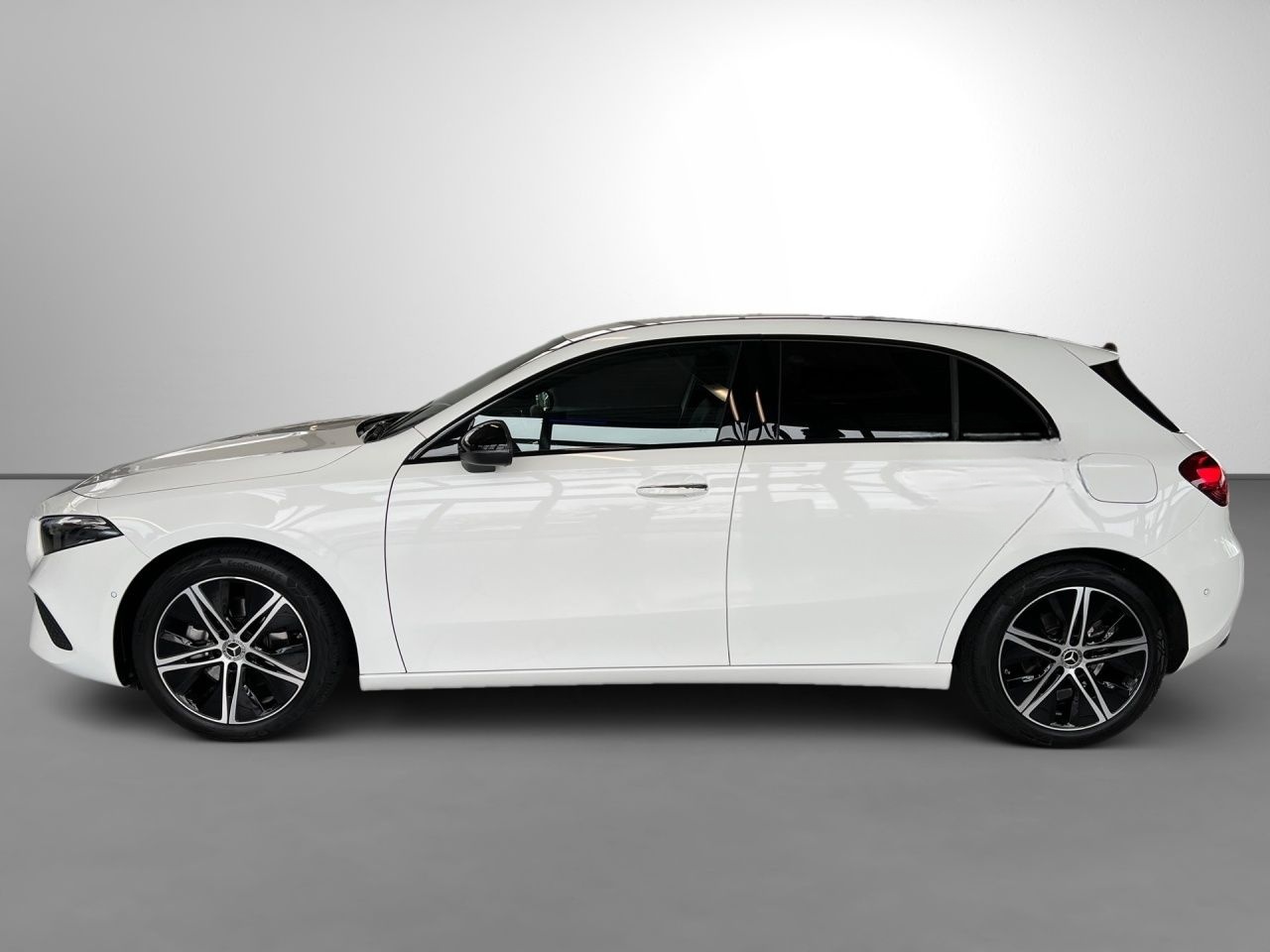 Mercedes-Benz A 180 Night Progressive CarPlay Kamera Winter-P. foto 8
