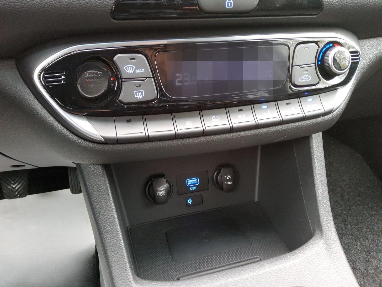 Hyundai i30 1.5 TGDi 48V 6-MT Edition 30+ NAVI/LED/KAMER foto 11