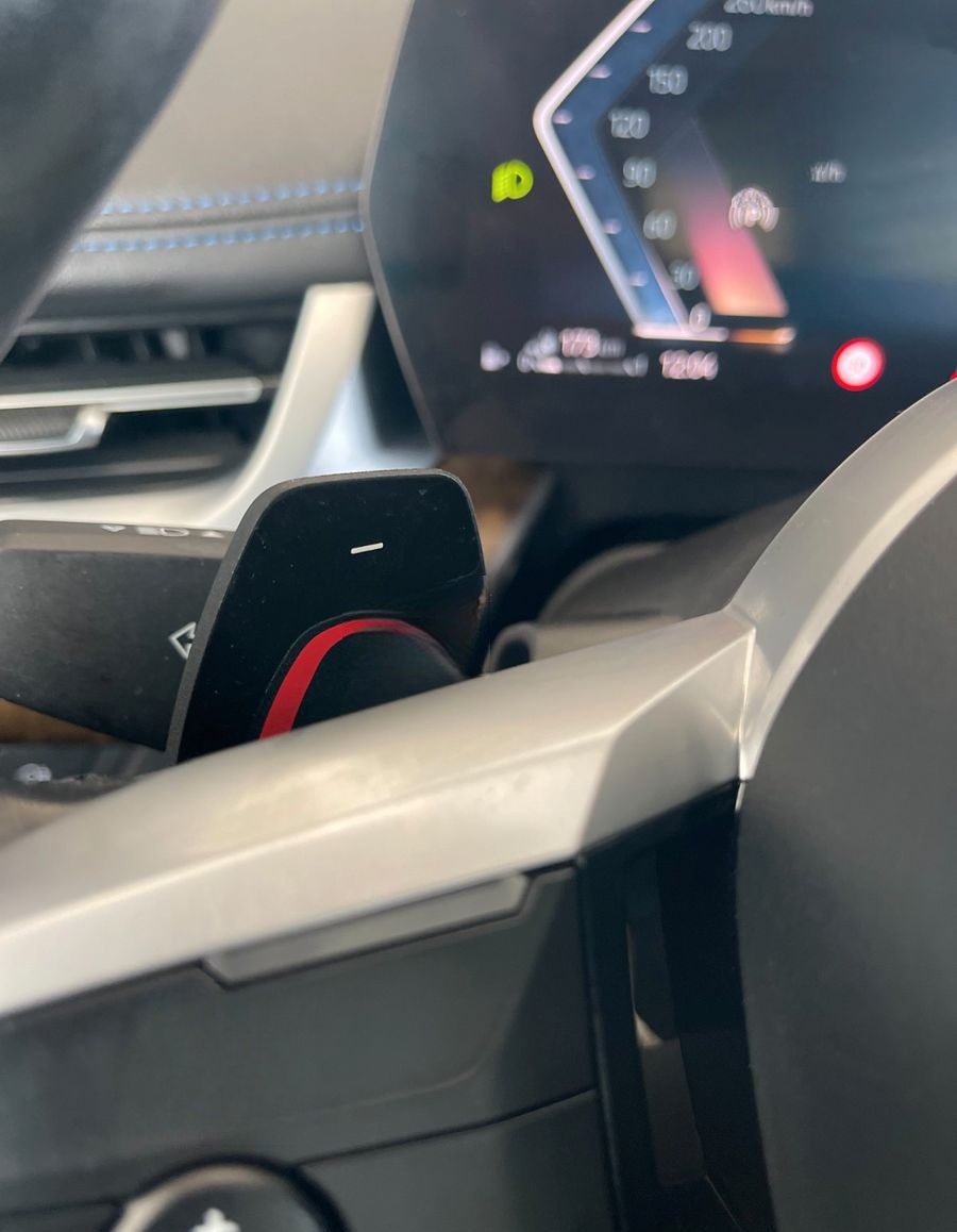 BMW 225e xD M Sport PANO 360° HUD AHK Memory foto 18
