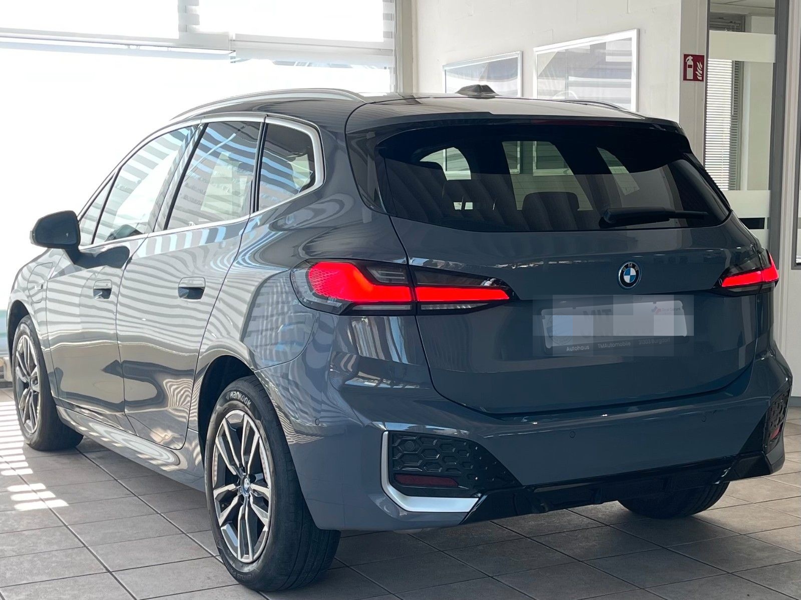 BMW 225e xD M Sport PANO 360° HUD AHK Memory foto 3