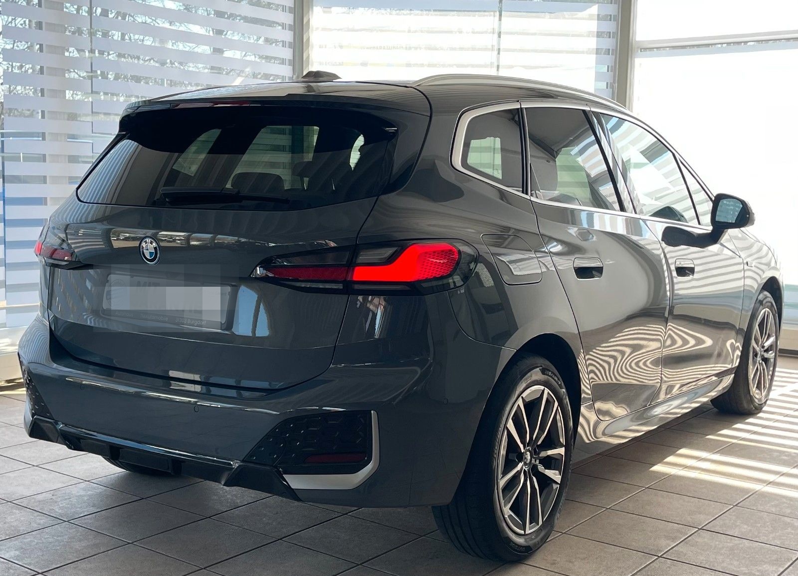 BMW 225e xD M Sport PANO 360° HUD AHK Memory foto 4