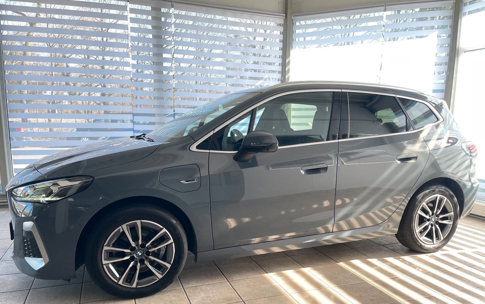 BMW 225e xD M Sport PANO 360° HUD AHK Memory foto 5