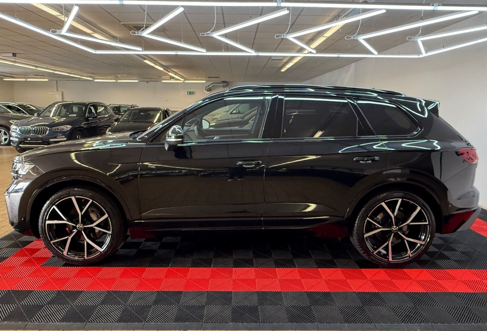 Volkswagen Touareg 3.0 TDI 210 kW 4Motion R-Line/LUFT/PANO foto 7