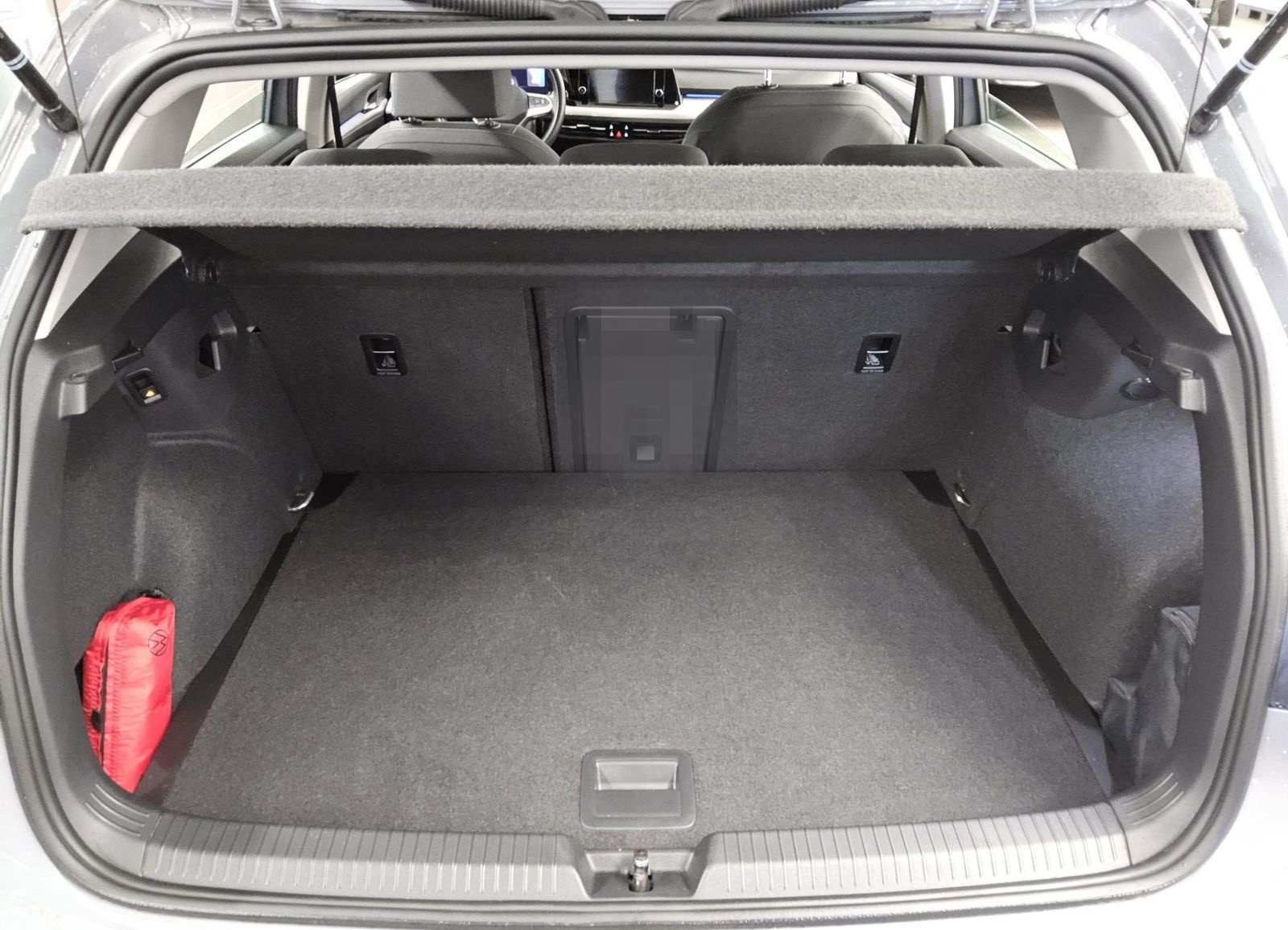 Volkswagen Golf-8 2.0 TDI Life LED Kamera AHK AID PDC foto 12