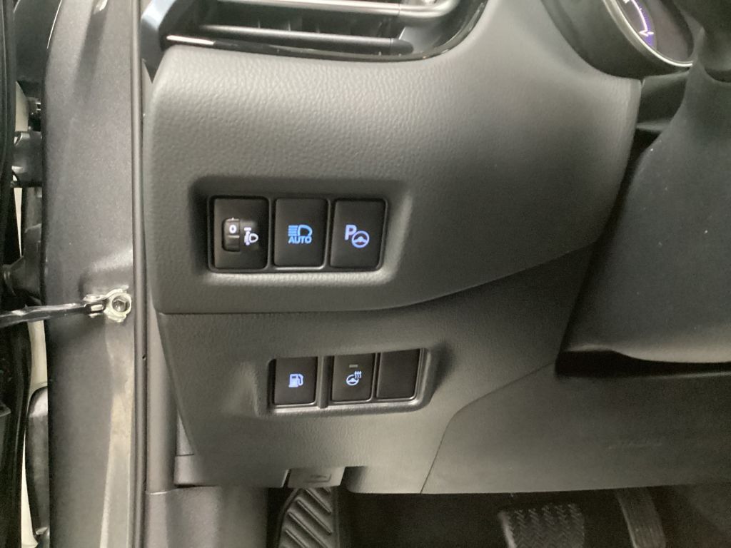 Toyota C-HR 2.0 Hybrid Team Deutschland foto 10