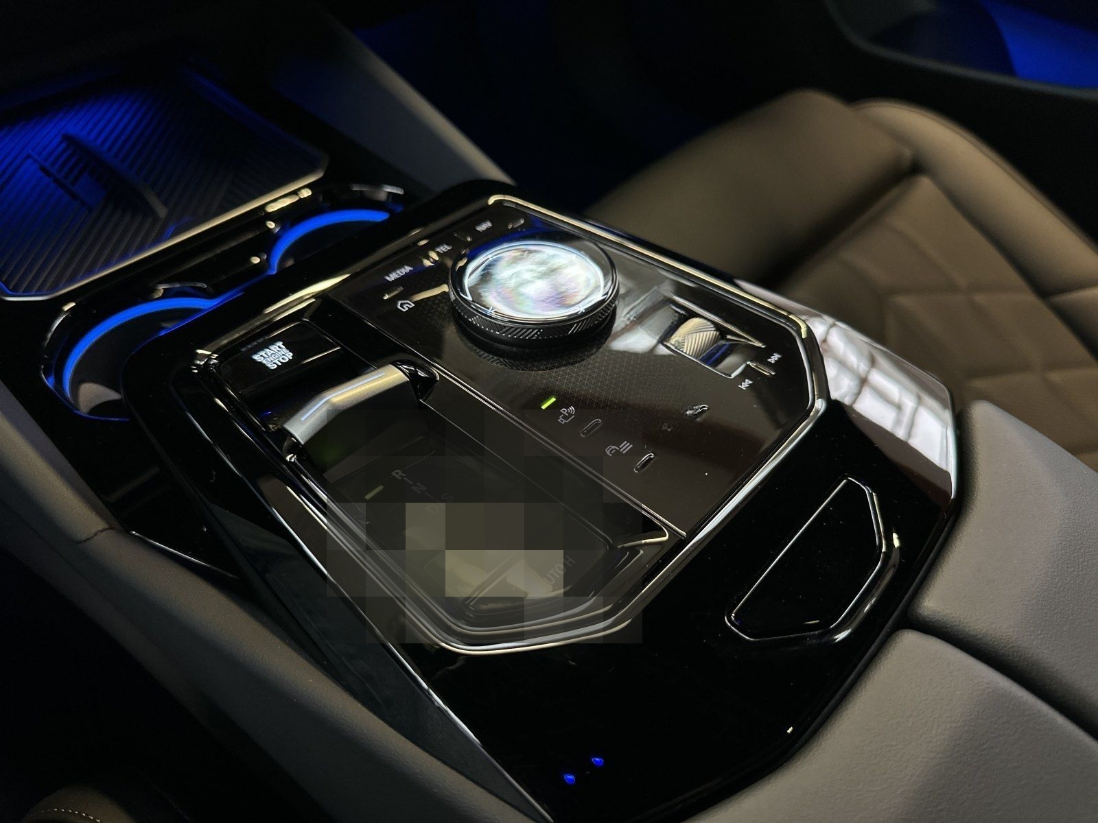 BMW 520d xDrive M Sport|AHK|Pano|20"LMR|Head-Up foto 12