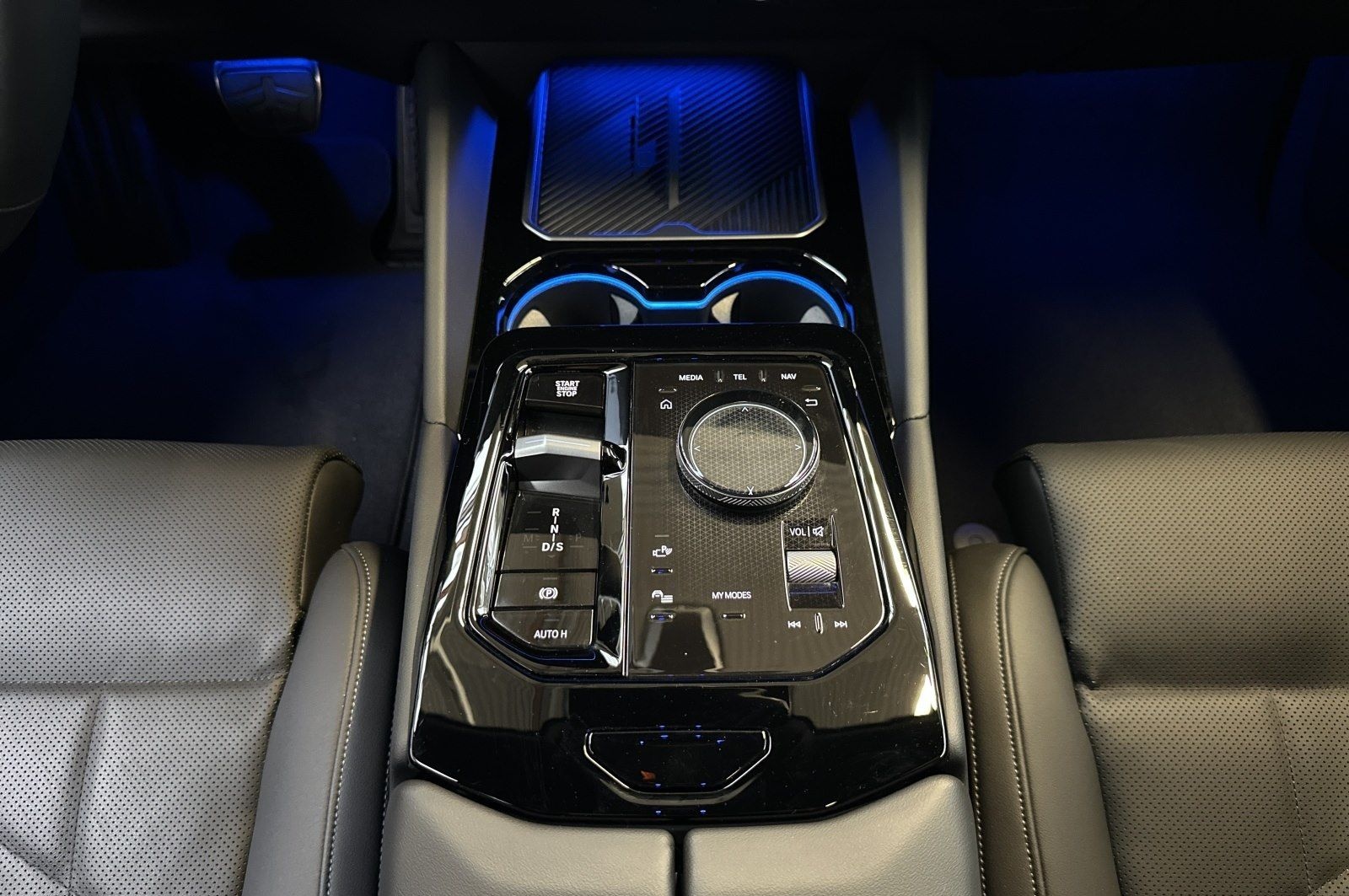 BMW 520d xDrive M Sport|AHK|Pano|20"LMR|Head-Up foto 19