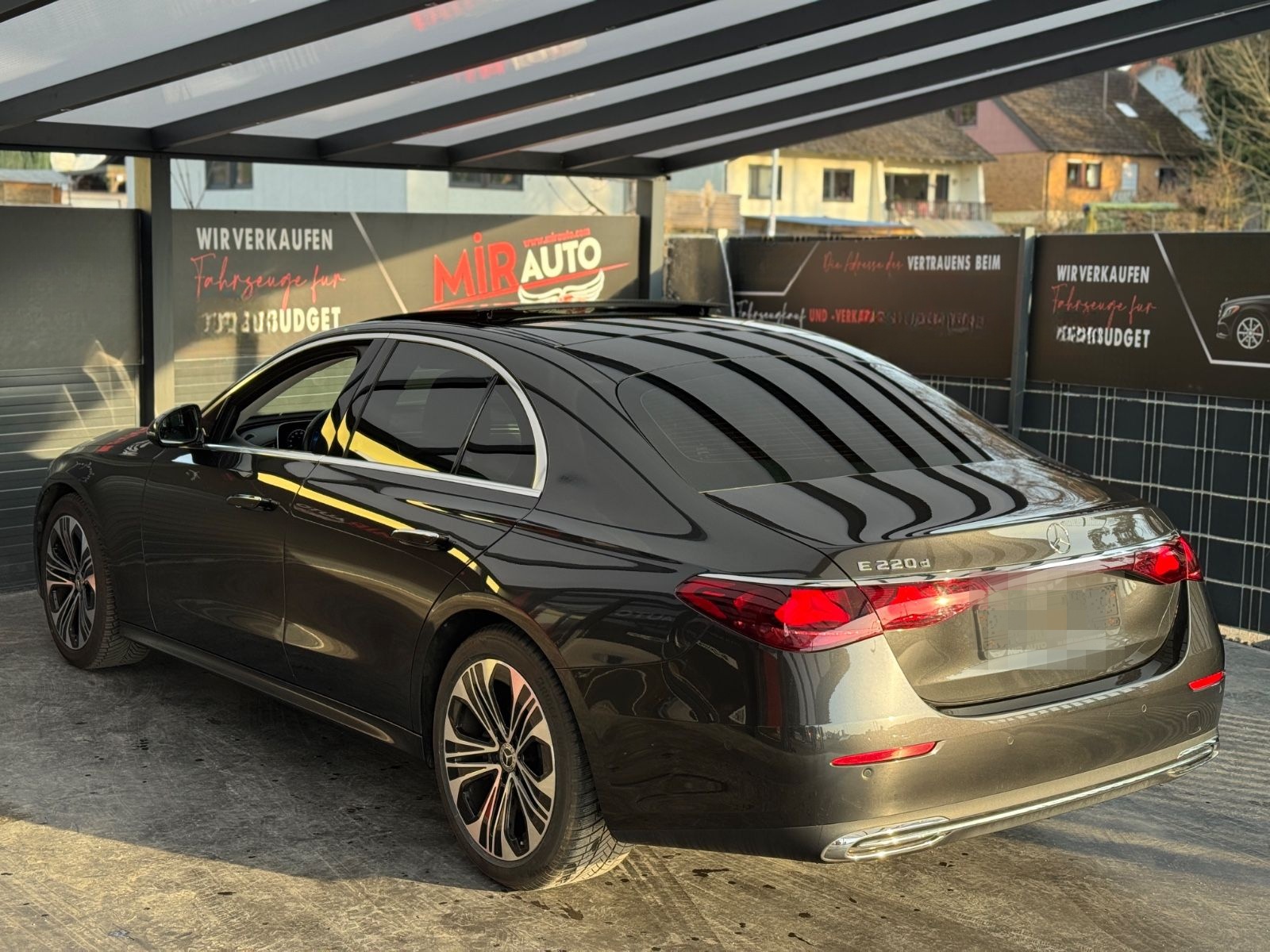 Mercedes-Benz E 220 d Spurhalter- Kamera -Abstandtempomat foto 5