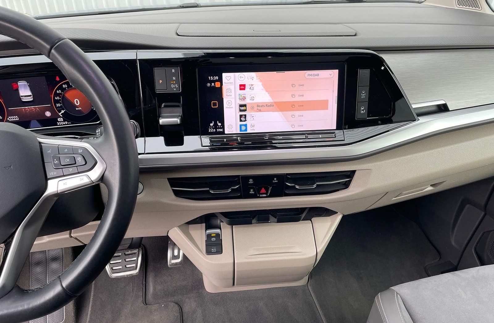 Volkswagen T7 Multivan Style lang Panorama Matrix STANDHZ foto 18