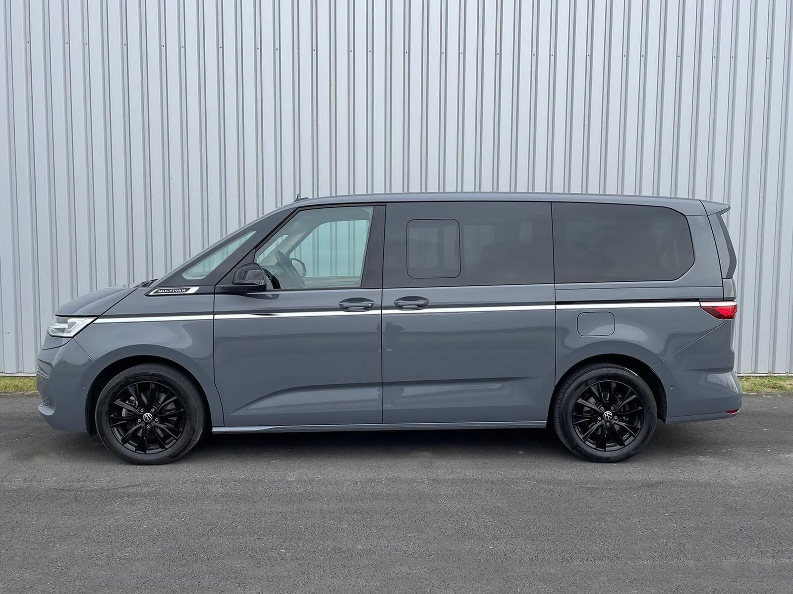 Volkswagen T7 Multivan Style lang Panorama Matrix STANDHZ foto 6