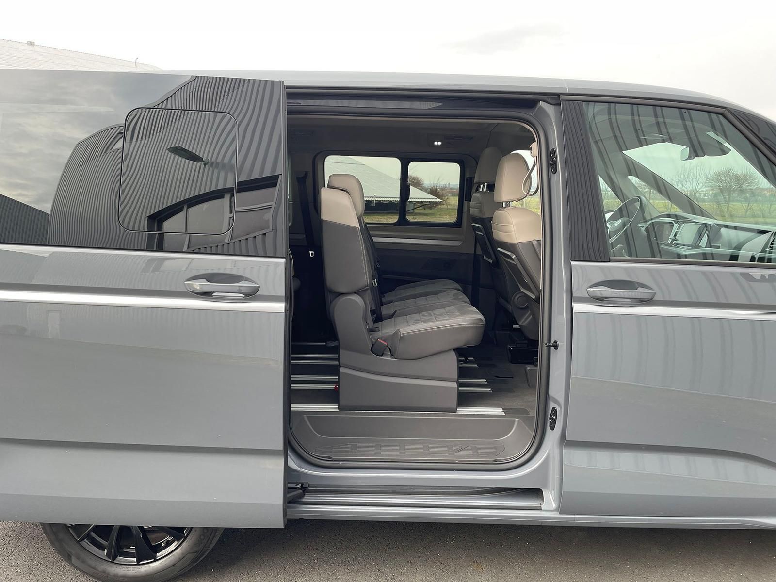 Volkswagen T7 Multivan Style lang Panorama Matrix STANDHZ foto 10