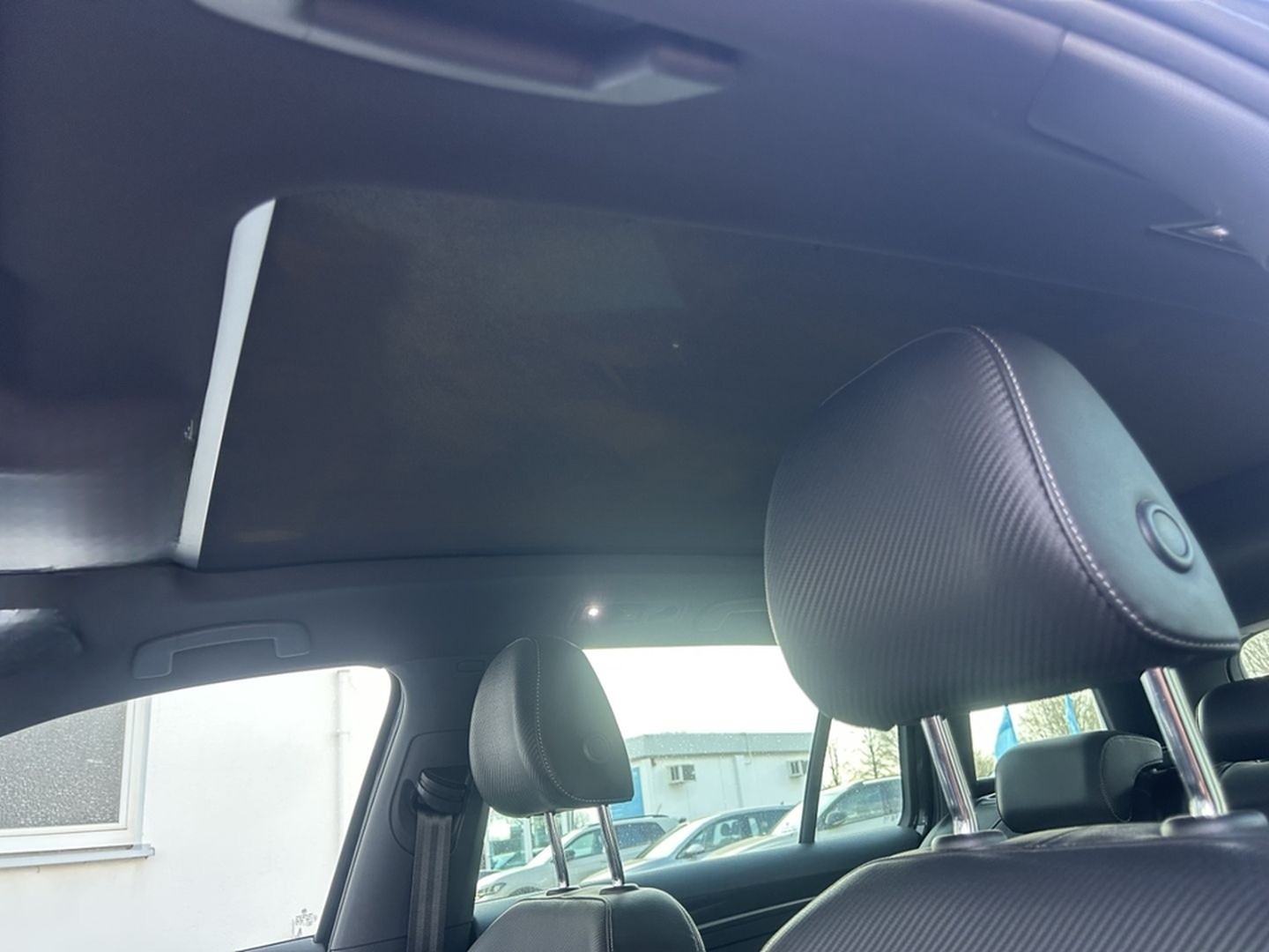 Volkswagen Golf VII Variant R 4M DYNAUDIO KEYLESS PANO ACC  foto 14