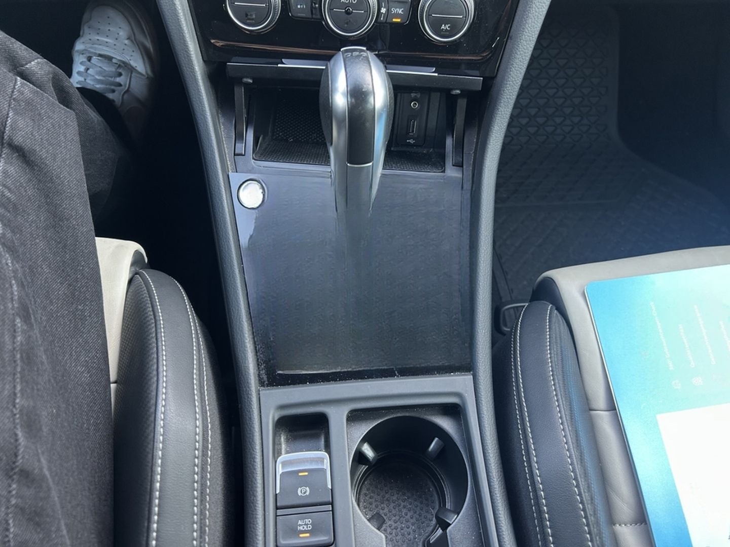 Volkswagen Golf VII Variant R 4M DYNAUDIO KEYLESS PANO ACC  foto 10