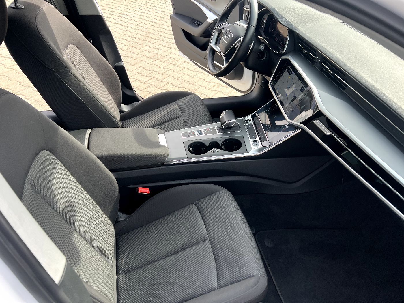 Audi A6 Avant 40 TDI Quattro *LED Navi AHK ACC Sitzh. foto 23