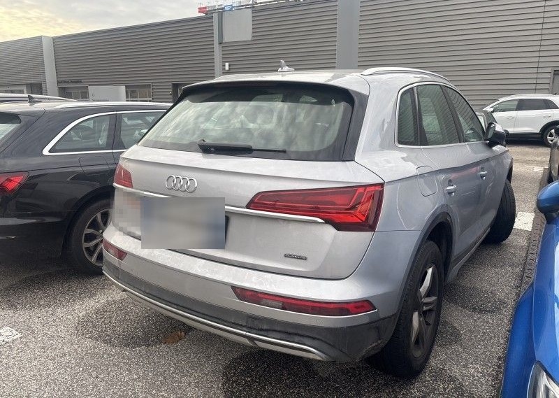 Audi Q5 advanced 40 TDI S tronic quat Navi ACC RearVi foto 3