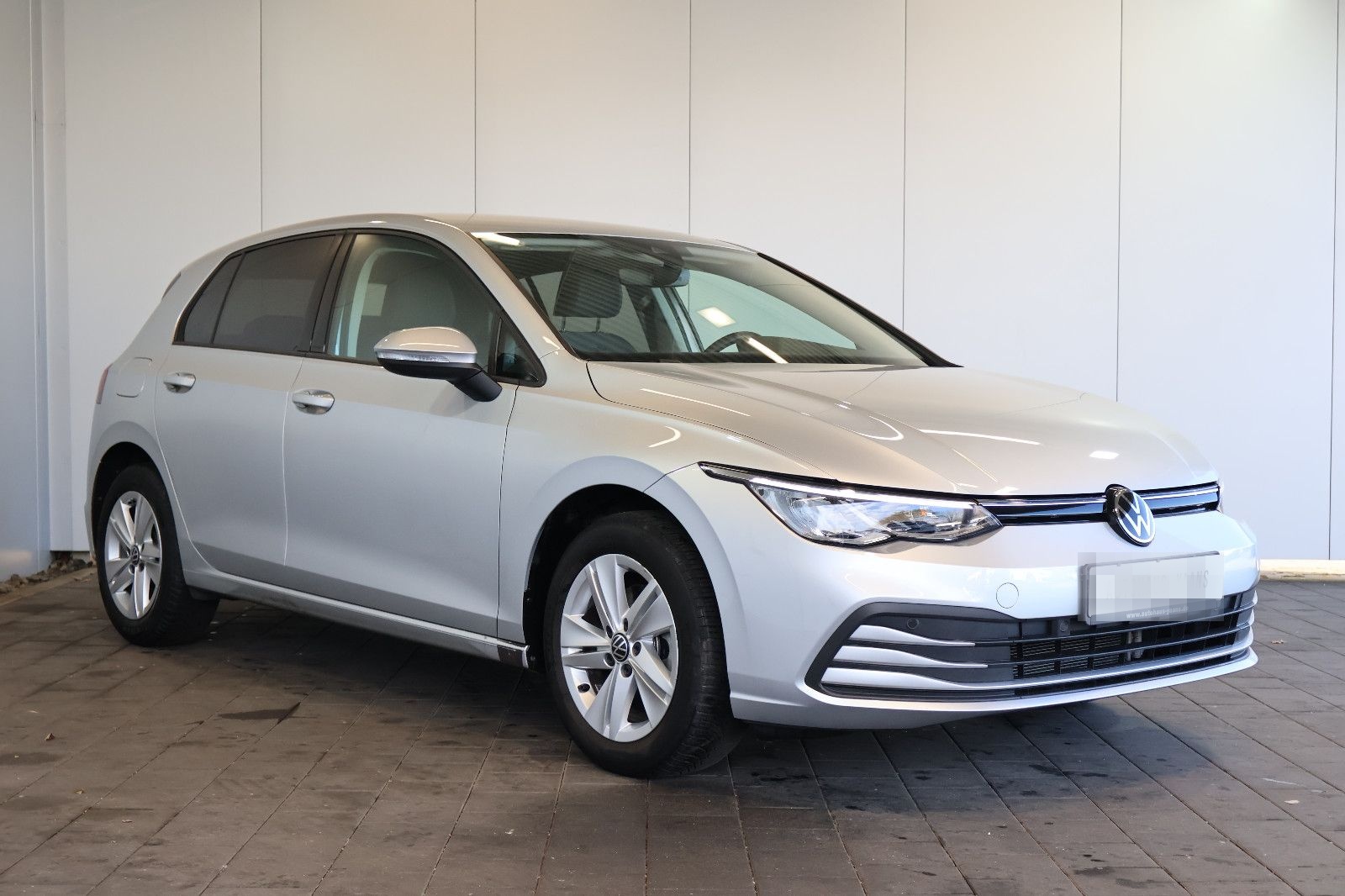Volkswagen Golf VIII 2.0 TDI Life AID+ACC+KAM+LED+CARPLAY foto 3
