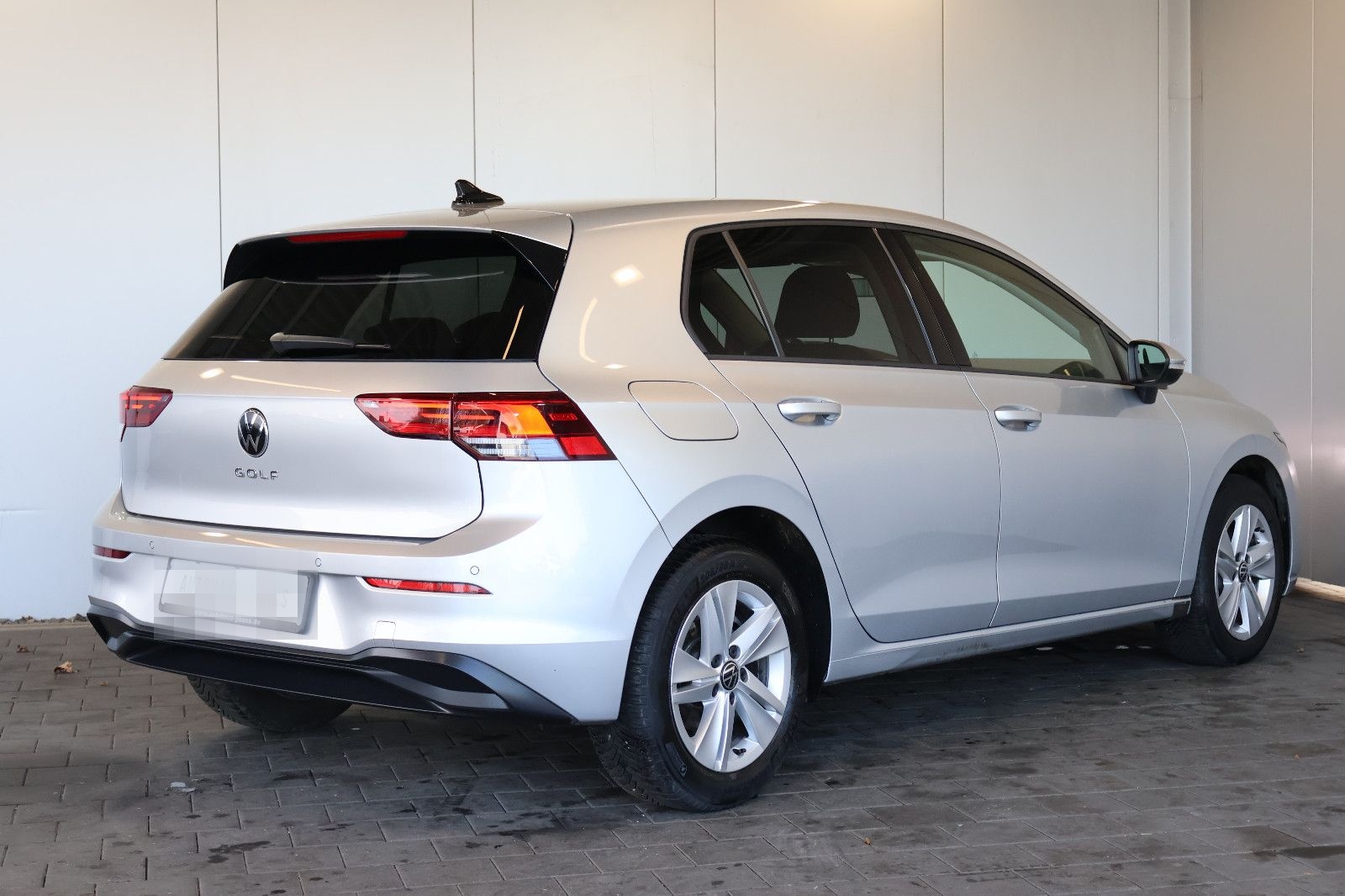 Volkswagen Golf VIII 2.0 TDI Life AID+ACC+KAM+LED+CARPLAY foto 4