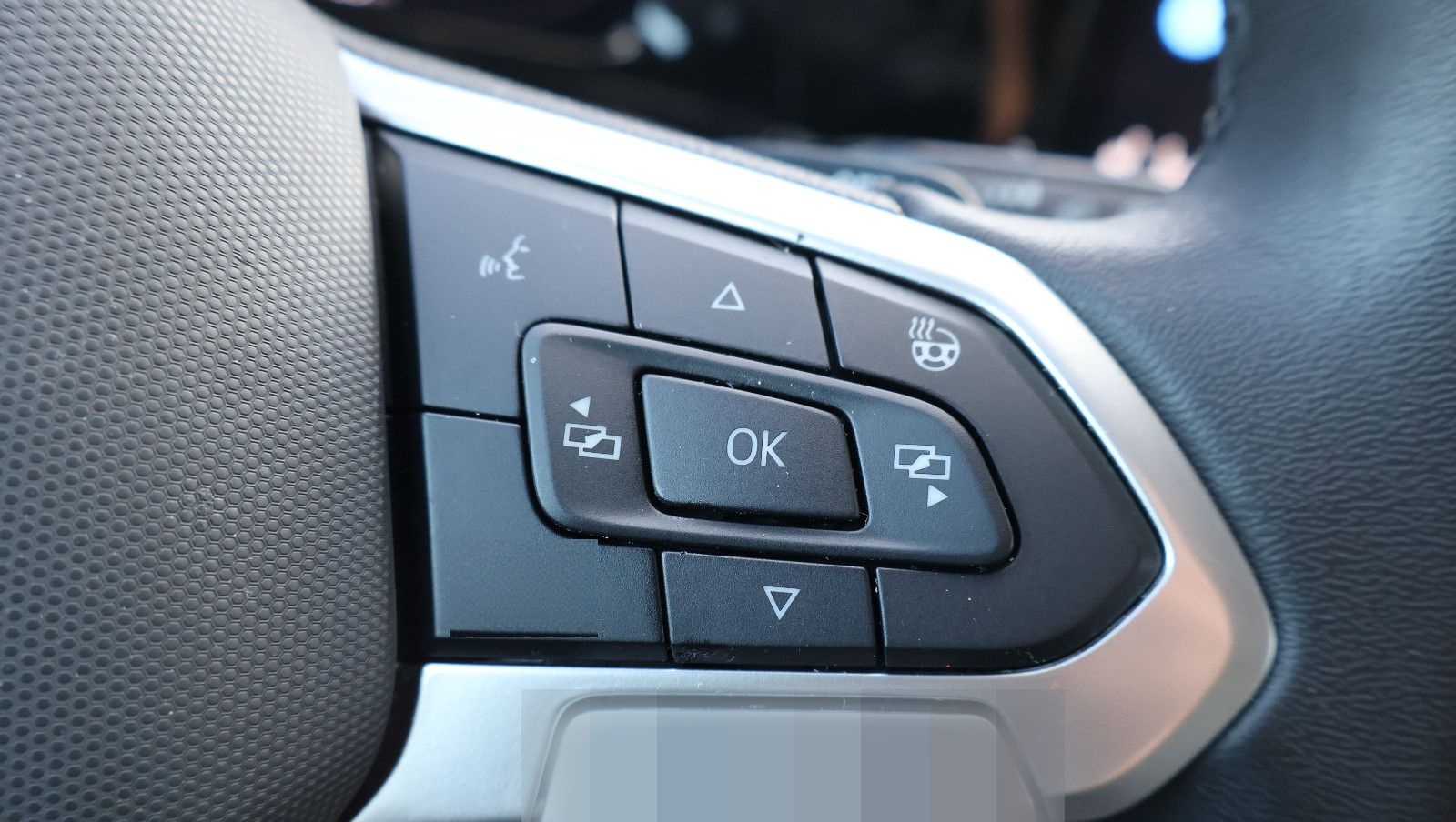 Volkswagen Golf VIII 2.0 TDI Life AID+ACC+KAM+LED+CARPLAY foto 10