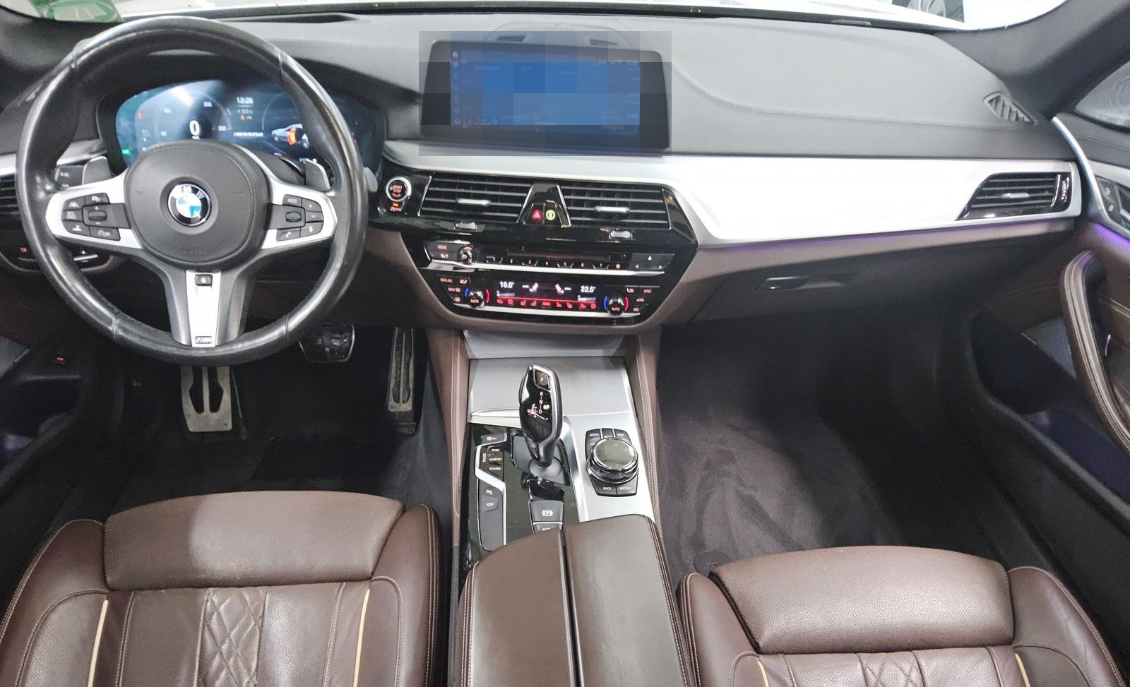 BMW M550 Touring xDr Navi LED Leder HuD Bowers Pano foto 5